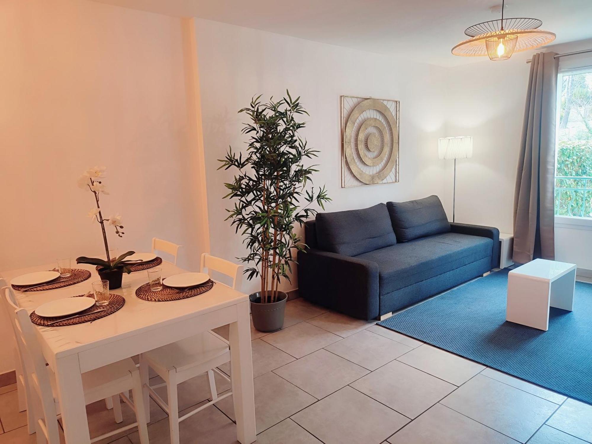 Apartament Le Baou Beni - Piscine, Climatisation & Parking Gréoux-les-Bains Zewnętrze zdjęcie